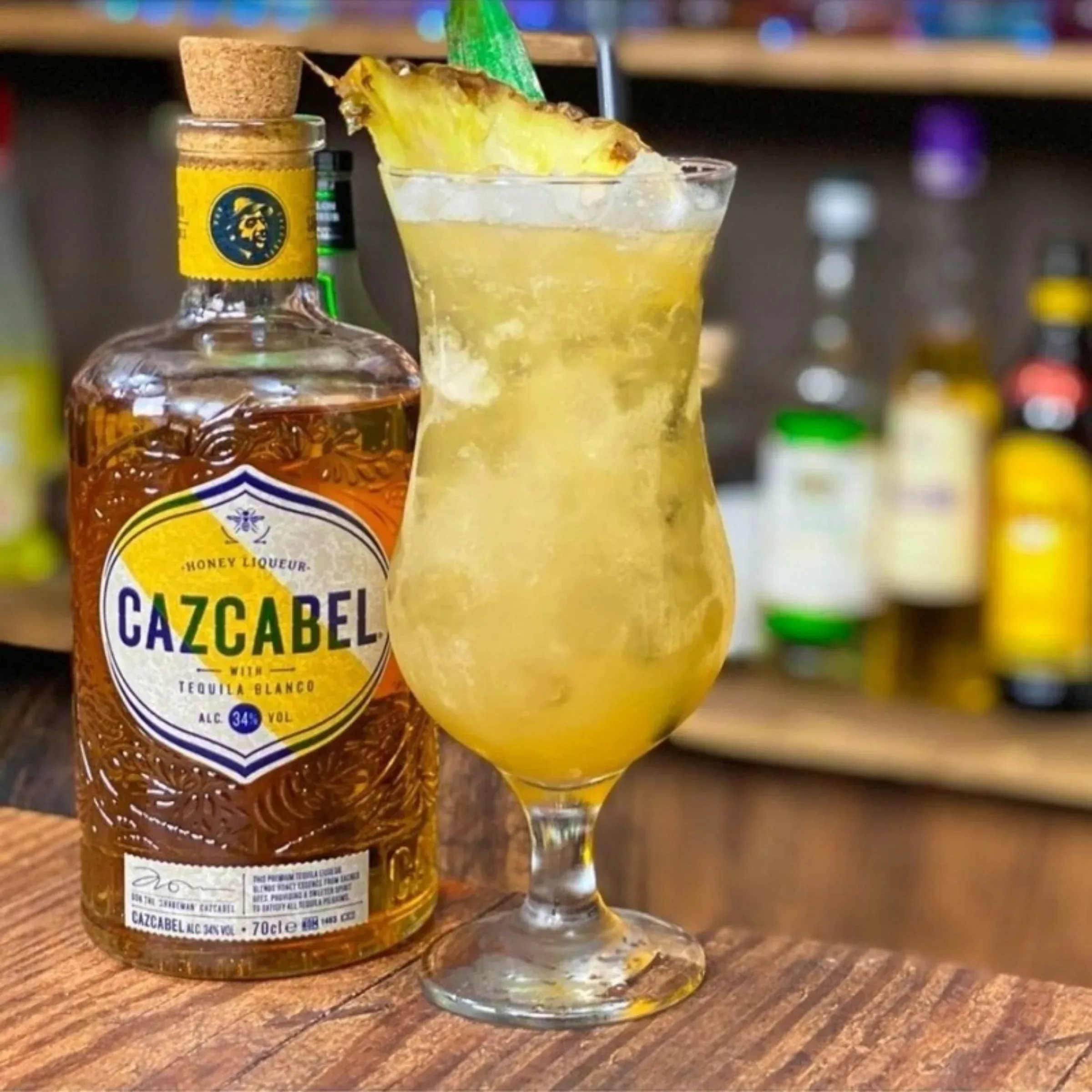 Cazcabel mézes tequlia likőr 34% 0,7L