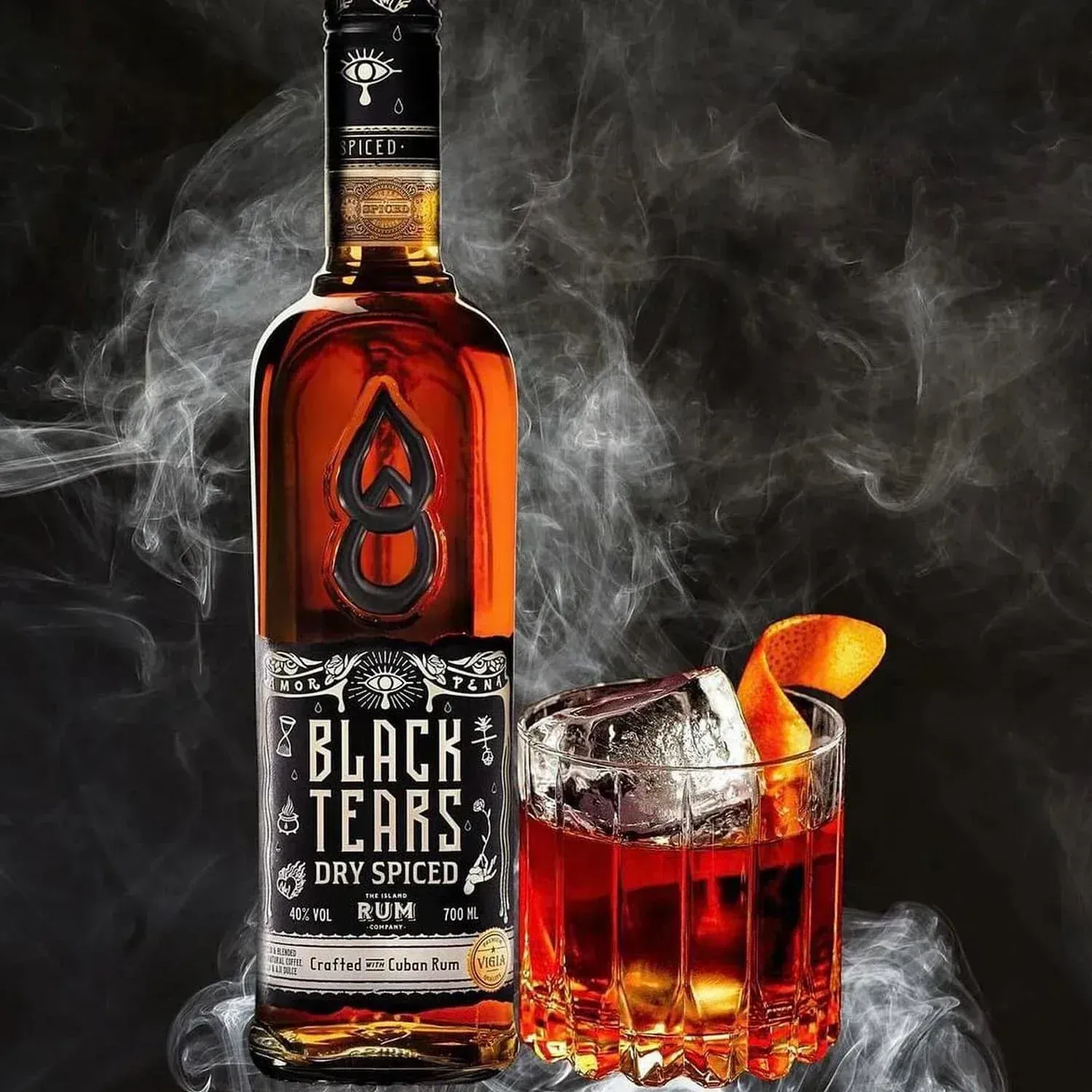 Black Tears Cuban Spiced Rum 0,7 l 40% DRS