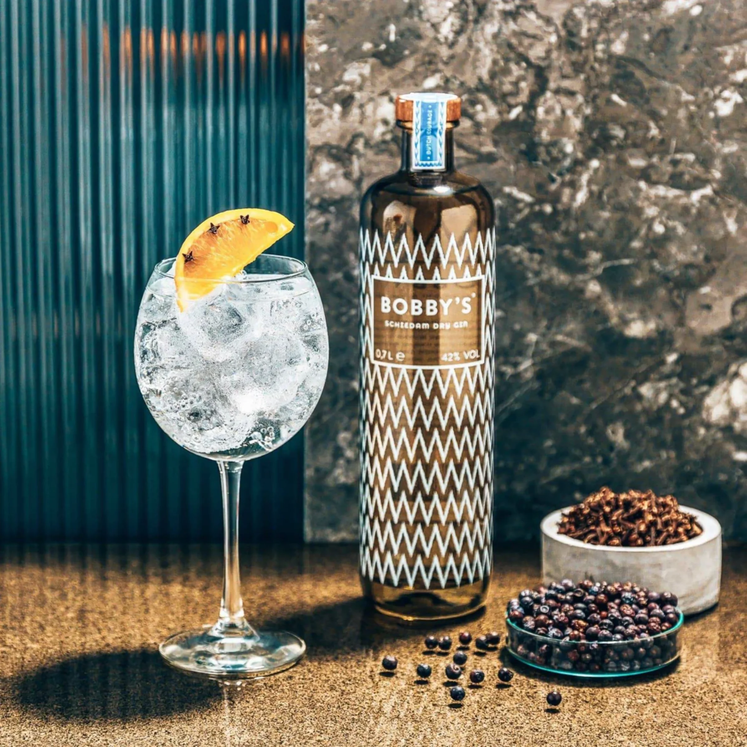 Bobby''s Gin 0.7 LITER