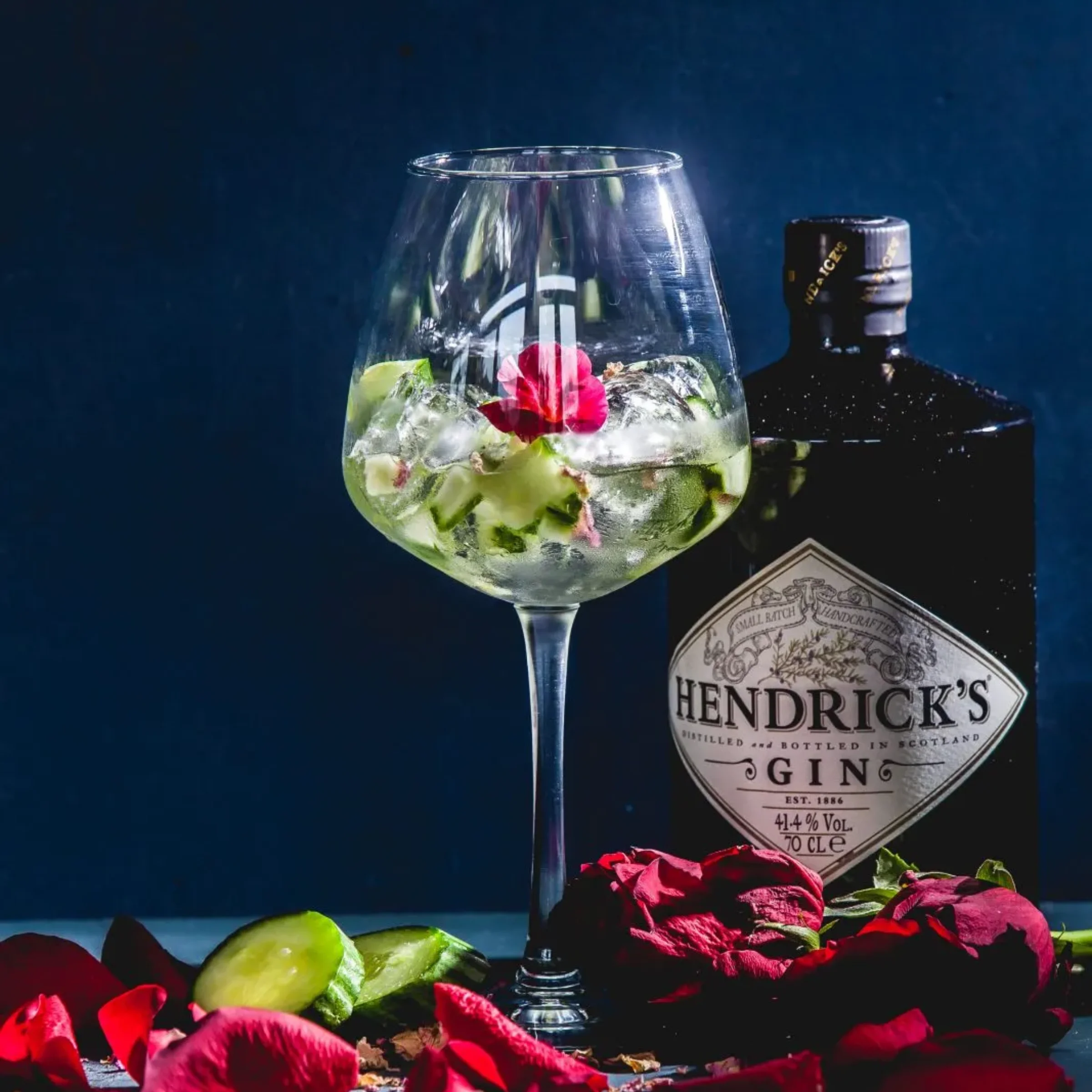 Díszdobozos Hendricks Gin 44% 0,7L