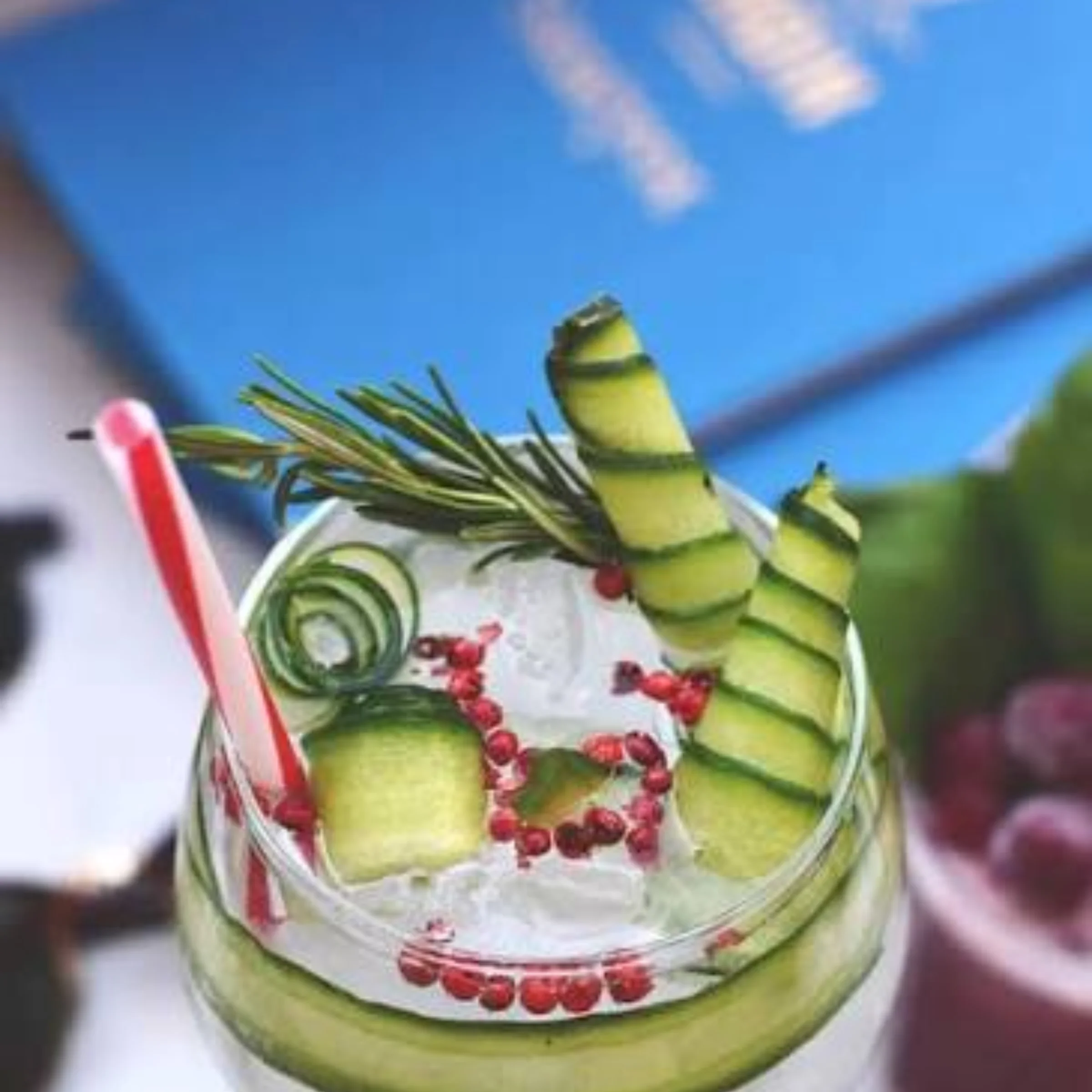 Gin&Tonic Botanicals Rózsabors Egész Tégelyben 30g