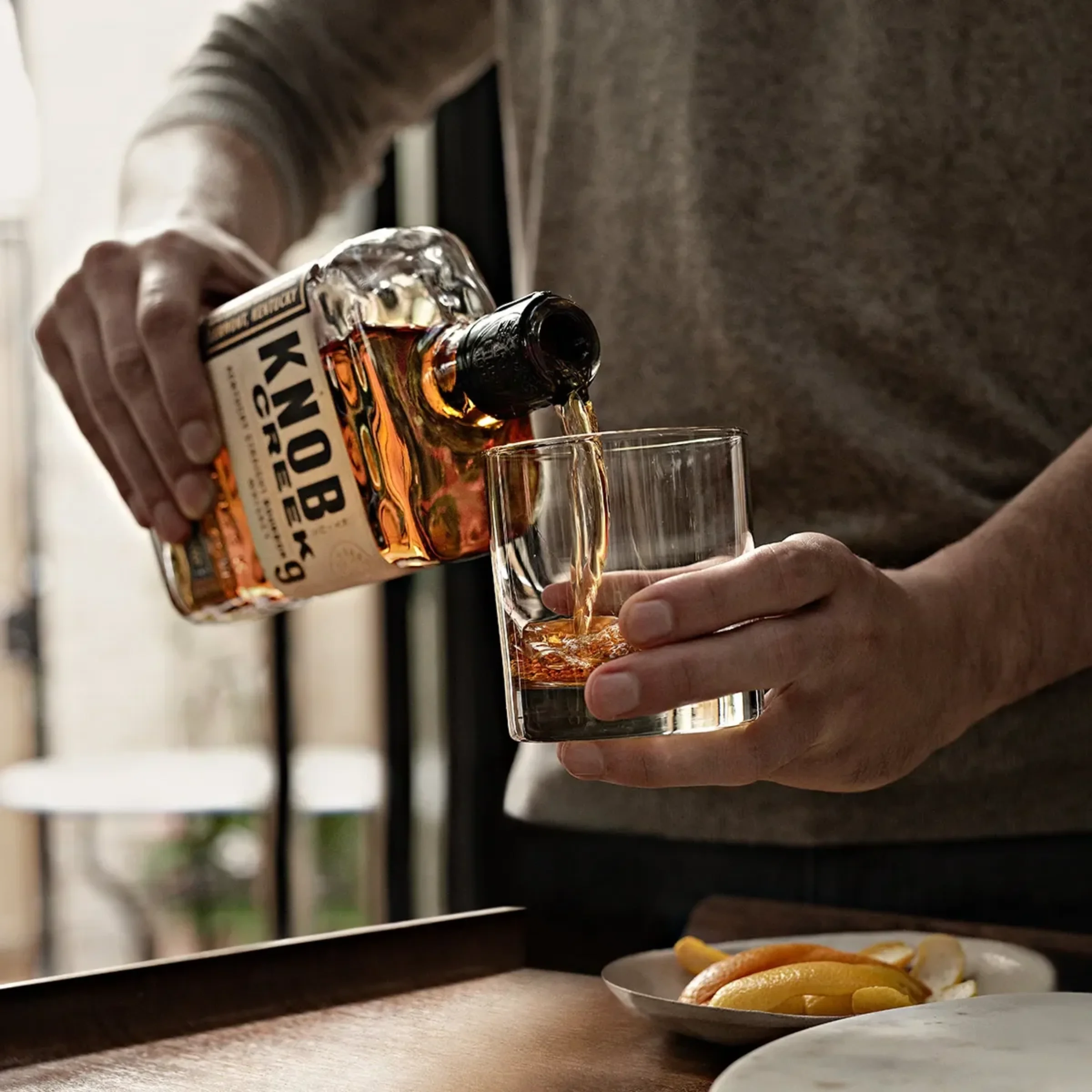 KNOB Creek Kentucky Straight Bourbon 0.7 LITER