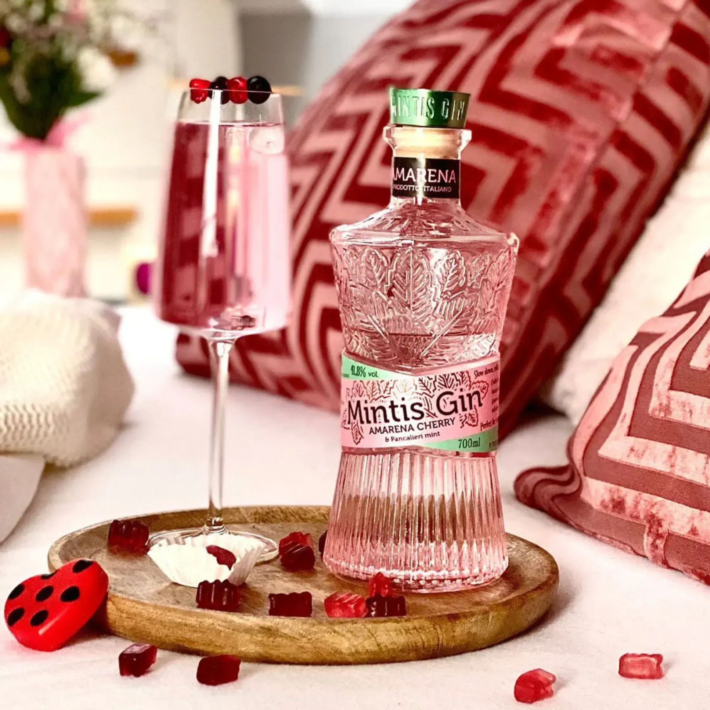 MINTIS AMARENA GIN 41,8% 0,7L